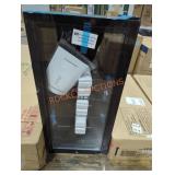 Beverage refrigerator