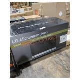 LG 2.0CUCt Microwave Oven