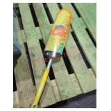 1 swiffer duster 6 ft