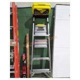 Gorilla Ladder With Removable Project Bucket