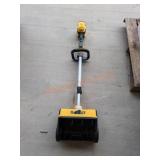 DeWalt Snow Shovel