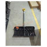 True Temper 24" Snow Shovel