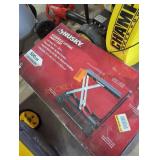 Husky hydraulic lifting table cart