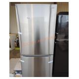 Vissani Refrigerator/Bottom Freezer