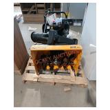 Cub Cadet 208cc 24" Snow Blow (RETAIL $1,059)