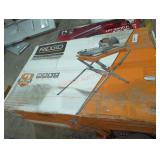 RIDGID 7" Wet Tile Saw with Stand