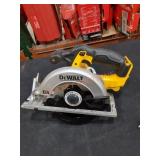DeWalt 20V 6-1/2" Circular Saw