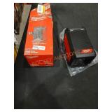 Milwaukee M12 Radio + Charger, GRADE: B