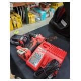 Milwaukee M18 drill driver kit
