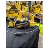 DeWalt planer