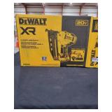 Dewalt 16 Gauge Angled Finish Nailer Kit