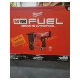 Milwaukee M18 18 Gauge Brad Nailer