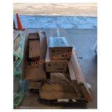 Light Bulbs, Dreamline, Misc Pallet Lot