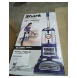 Shark Navigator Lift Away DLX