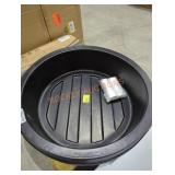 26" diameter 9 gal planter