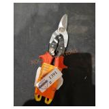 SOLD AS IS WHERE IS NO GUARANTEE OR RETURNS.