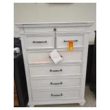 Ashley 7 Drawer Dresser