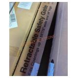 Retractable safety gate