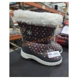Heart snow boots size 31