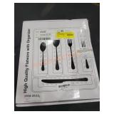 Flatware w Organizer