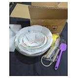 Mixing Bowls & Measuring Cups