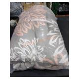 Unknown Size Comforter