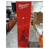 Milwaukee Dual Power Tower Light