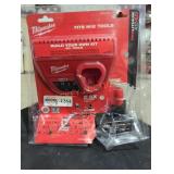 Milwaukee M12 Charger + XC4.0 Battery
