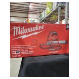Milwaukee M12 Cordless Grease Gun