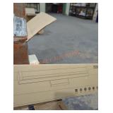 1 maxim 18" led bath vanity light