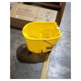 Rubbermaid Mop Bucket