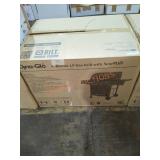 DynaGlo 4 Burner Gas Grill