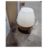 Ultrasonic cool mist humidifier with fragrance