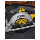DeWalt 6-1/2" Circular Saw
