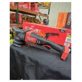 Milwaukee M18 15 mm random orbit polisher