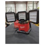 Milwaukee M18 Dual Power Triple Panel Flood Light