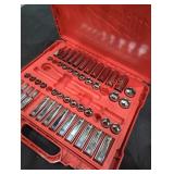 Milwaukee 56 PC 3/8" metric& Sae ratchet set