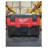 Milwaukee M18 2Gal Wet/Dry Vac (Grade: C)