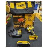 DeWalt 20v 1/4" Impact Driver Kit  (Grade: B+)