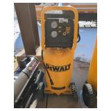 DeWalt 15Gal 225PSI Air Compressor