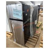 Small Refrigerators 2X THE BID