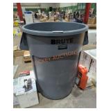 Brute Rubbermaid trash can