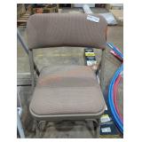 Cushion folding chair
