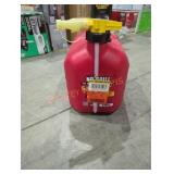 No Spill 5 Gal Gas Can