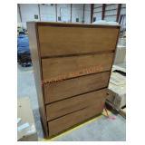 Isanti 5 Drawer Chest of Drawers