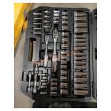 DeWalt 108 PC Mechanics Tool Set