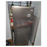 Vissani 6.9cuft Refrigerator