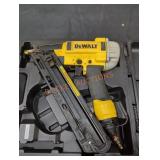 DeWalt Pneumatic 15GA Angled Finish Nailer