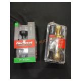 Kwikset Hall &Closet (Black) And Keyed Entry