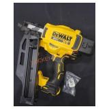 DeWalt 20v XR 21ï¿½ Plastic Collated  Nailer